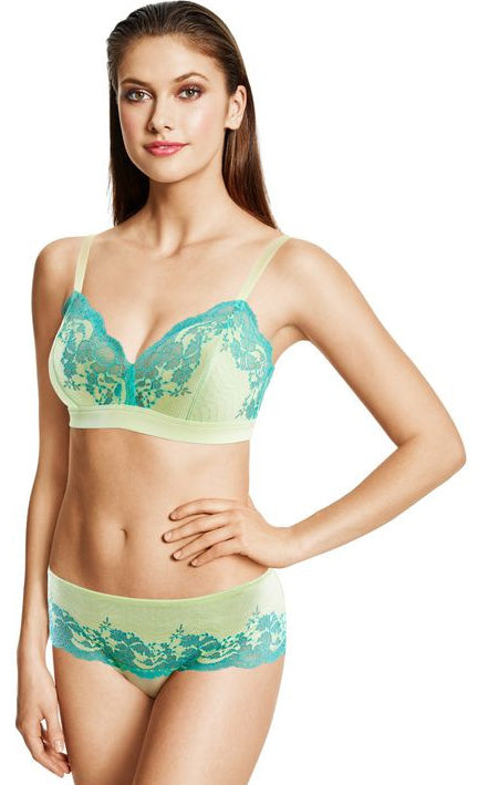 Wacoal's cross-dyed Lace Affair wireless bra is something not to be overlooked. Check out this new, Spring fashion colour from Wacoal.